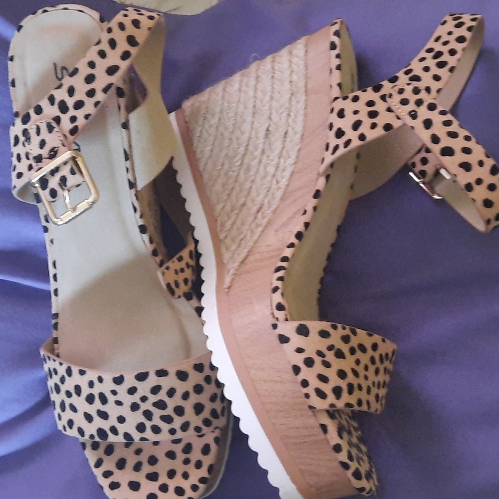 Size 9 soda high heels